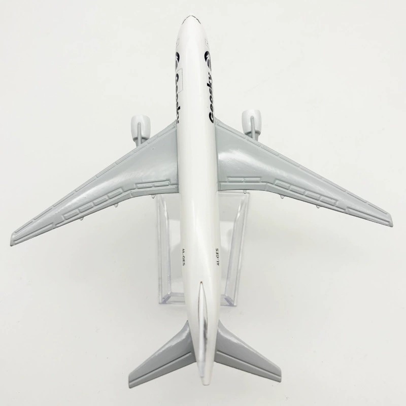 Model Pesawat Mainan Georgia B - Model Kit Planes ulasan dan harga